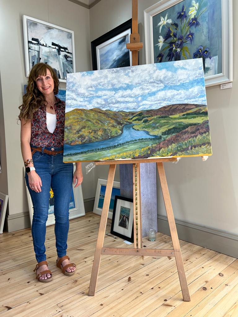 Edinburgh Artist Tess Dunlop working in Colinton Arts (August 2022)

#paintingdemo